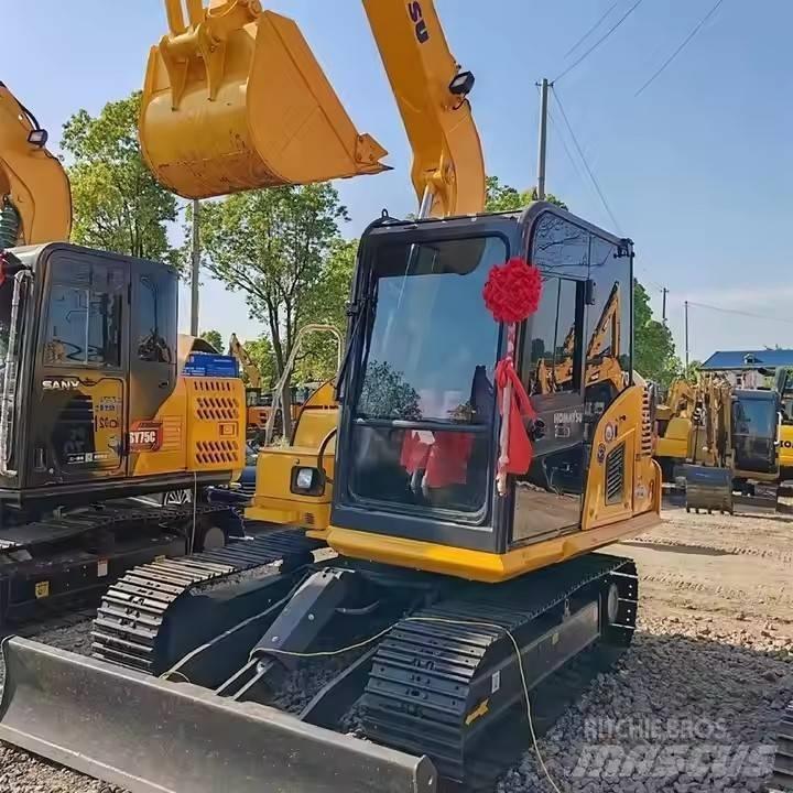Komatsu PC70 Crawler excavators
