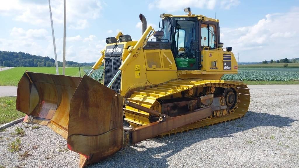 Komatsu D 65 PX-18 Crawler dozers