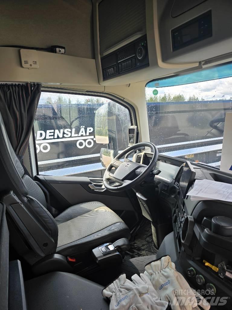 Volvo FM460 LNG Temperature controlled trucks