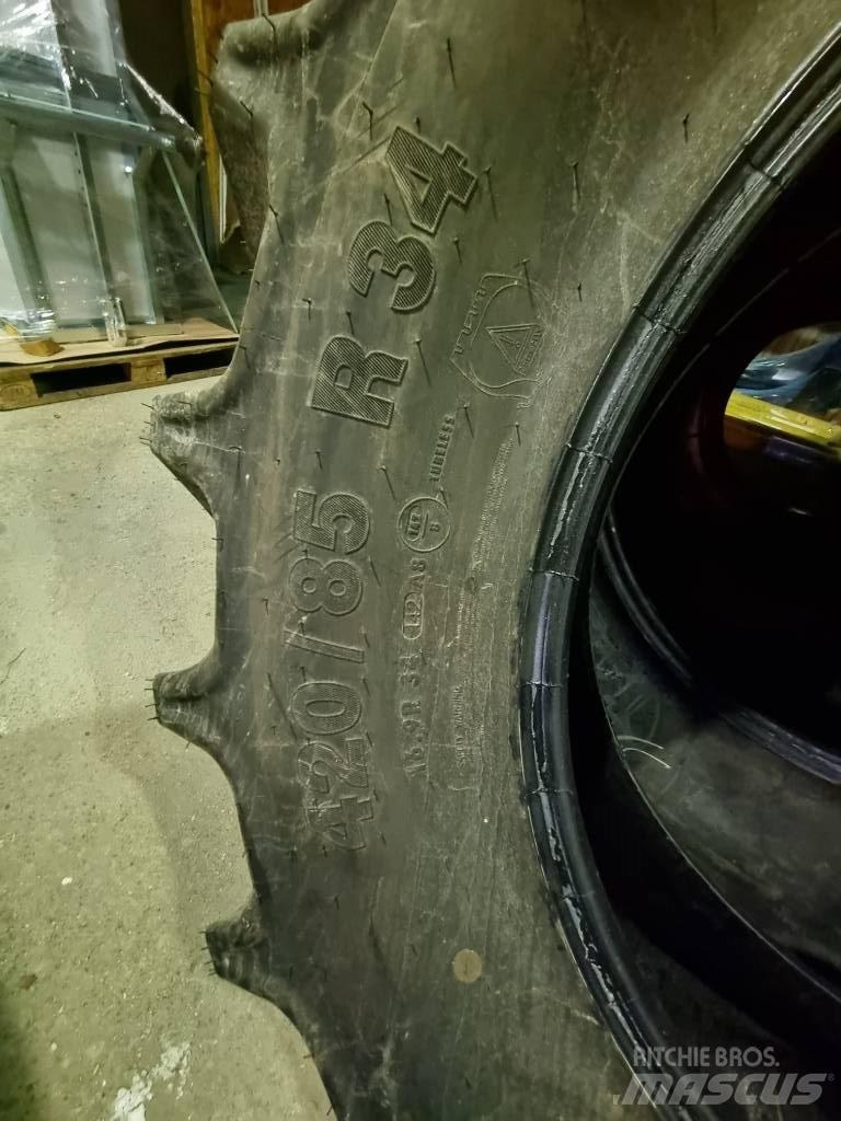 Mitas AC85 Tyres, wheels and rims