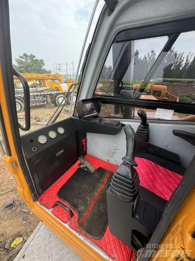 Sany STC 500 All terrain cranes