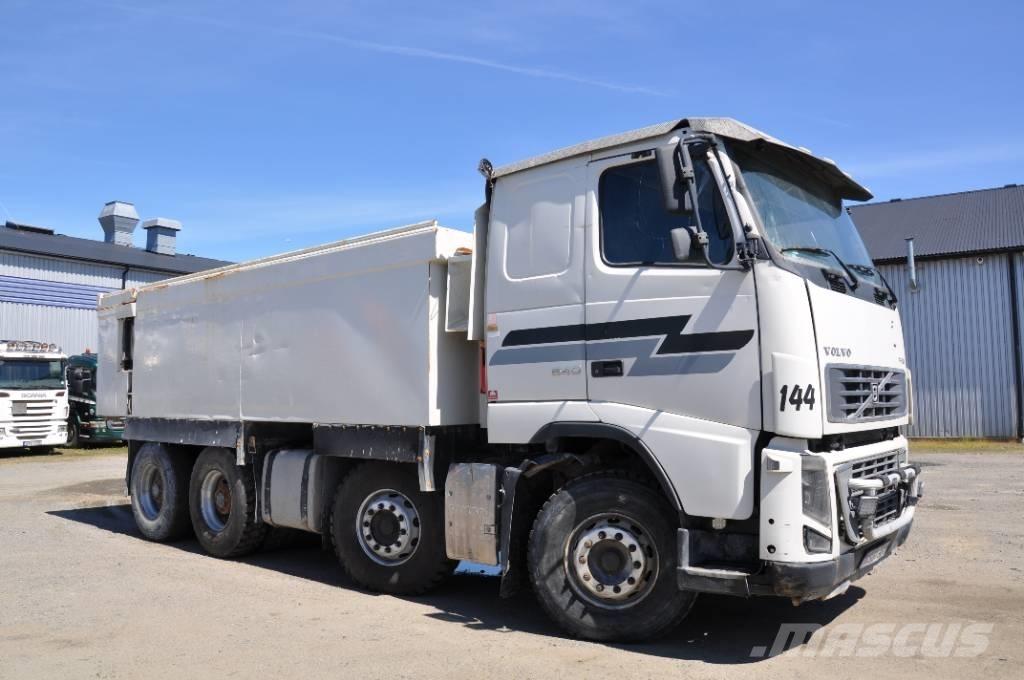 Volvo FH16 550 8X4 Tipper trucks