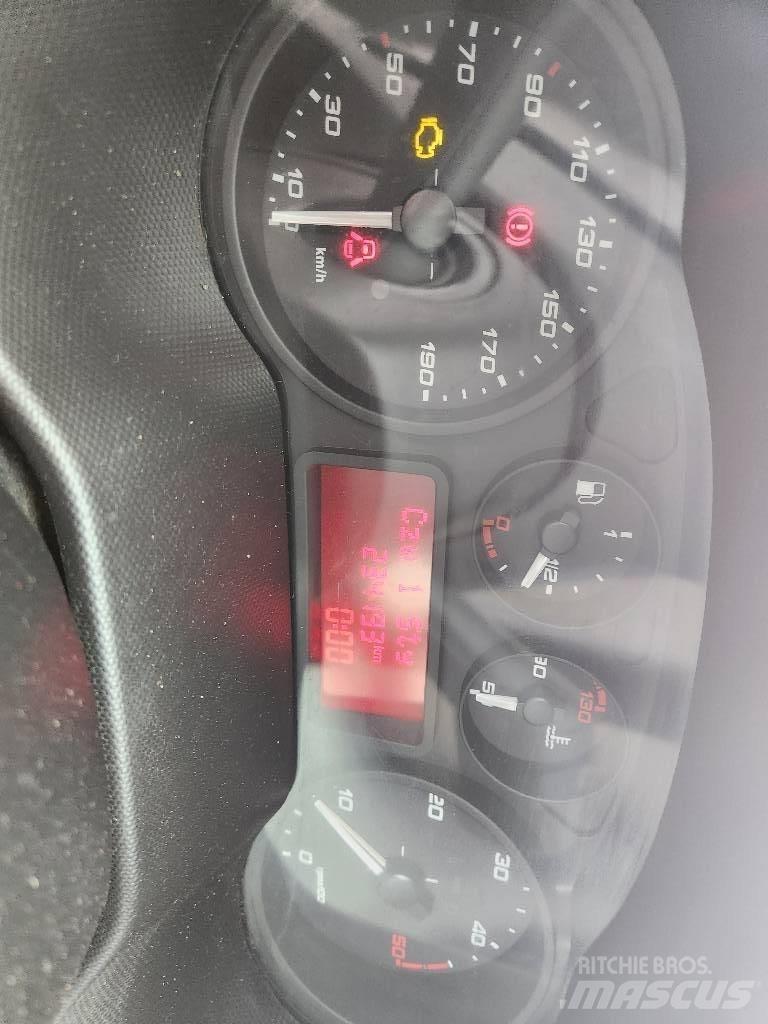 Iveco DAILY 35C14 Panel vans