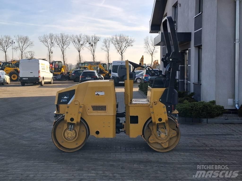 CAT CB 24 Twin drum rollers