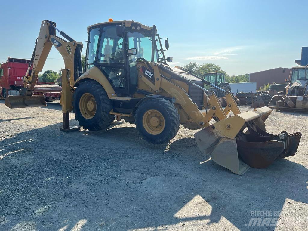  Tractopelle Cat 432F Backhoe
