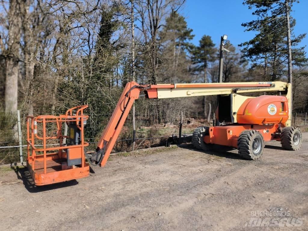 JLG 800 AJ Articulated boom lifts