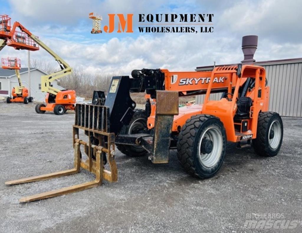 SkyTrak 10054 Telescopic handlers