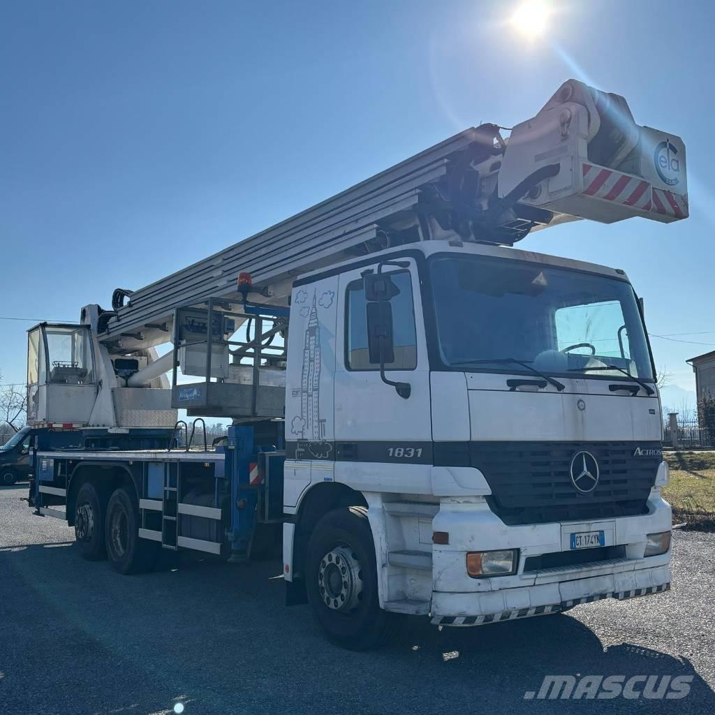 Cela TJ460 Truck mounted platforms