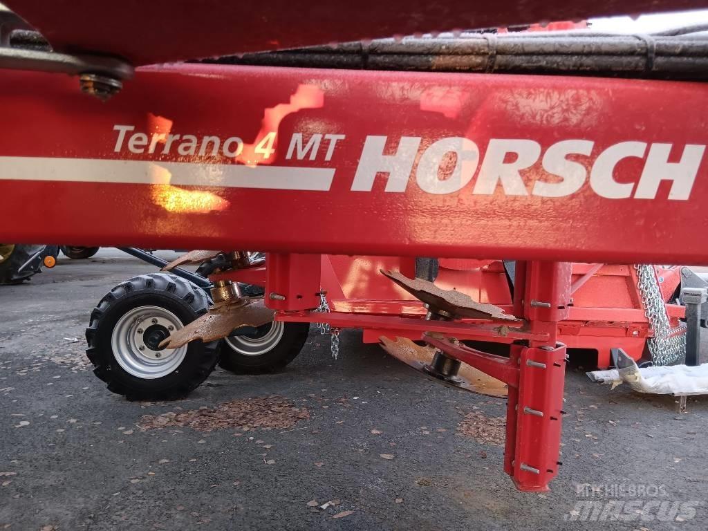 Horsch Terrano 4 MT Cultivators