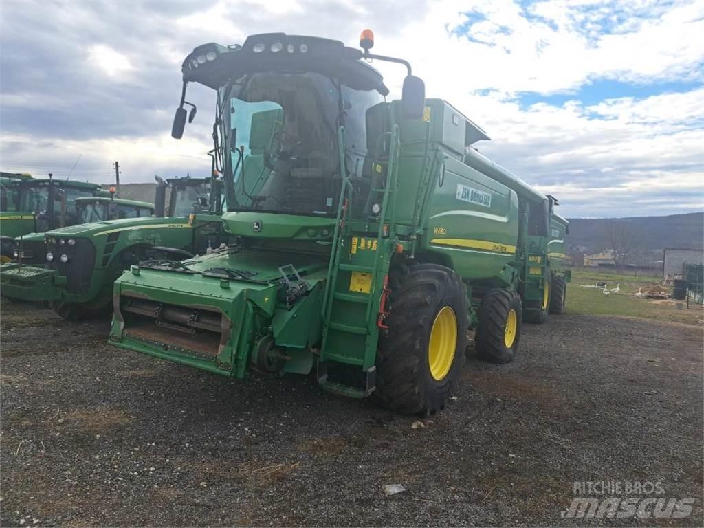 John Deere W650 Combine harvesters