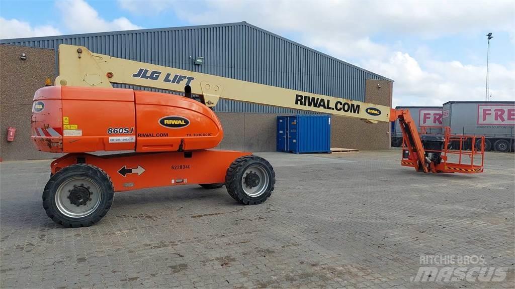 JLG 860SJ Telescopic boom lifts