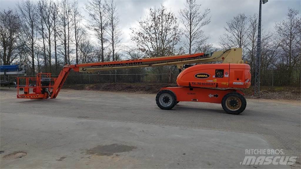 JLG 860SJ Telescopic boom lifts