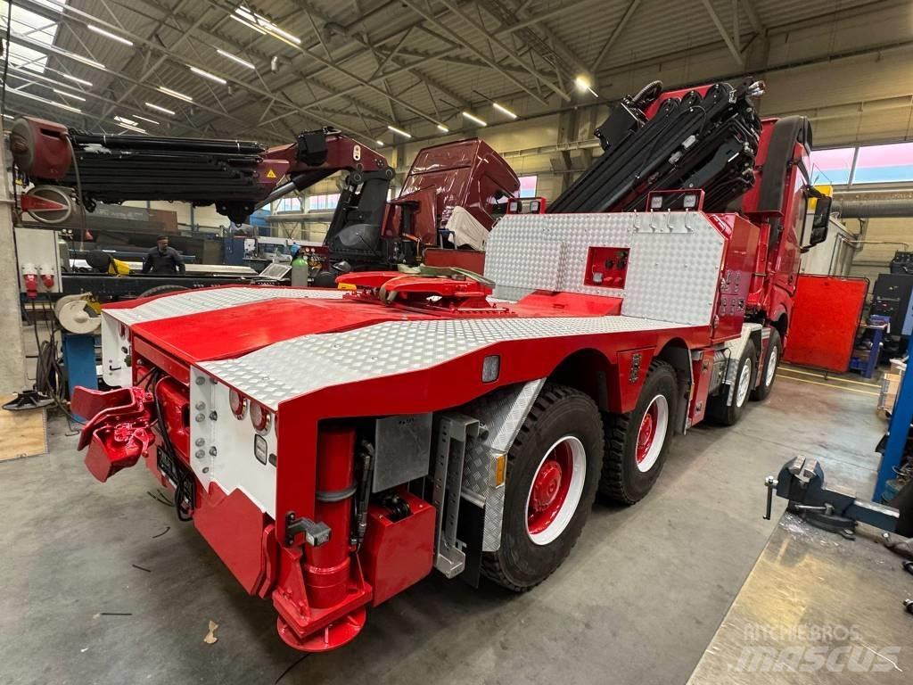 Mercedes-Benz 3258 Truck mounted cranes