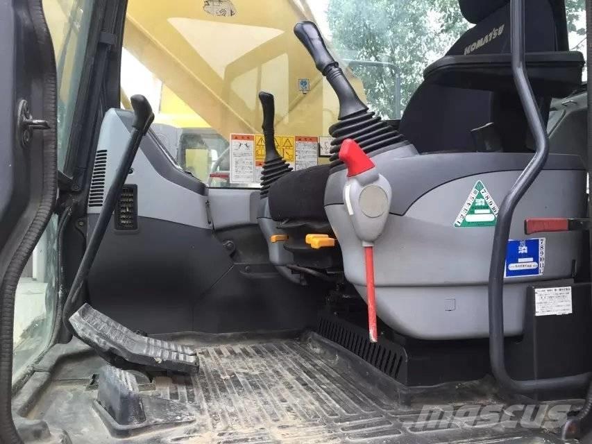 Komatsu PC 220-7 Crawler excavators