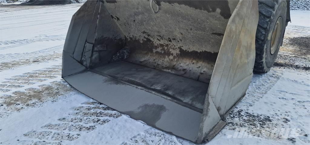 Volvo L180G Wheel loaders