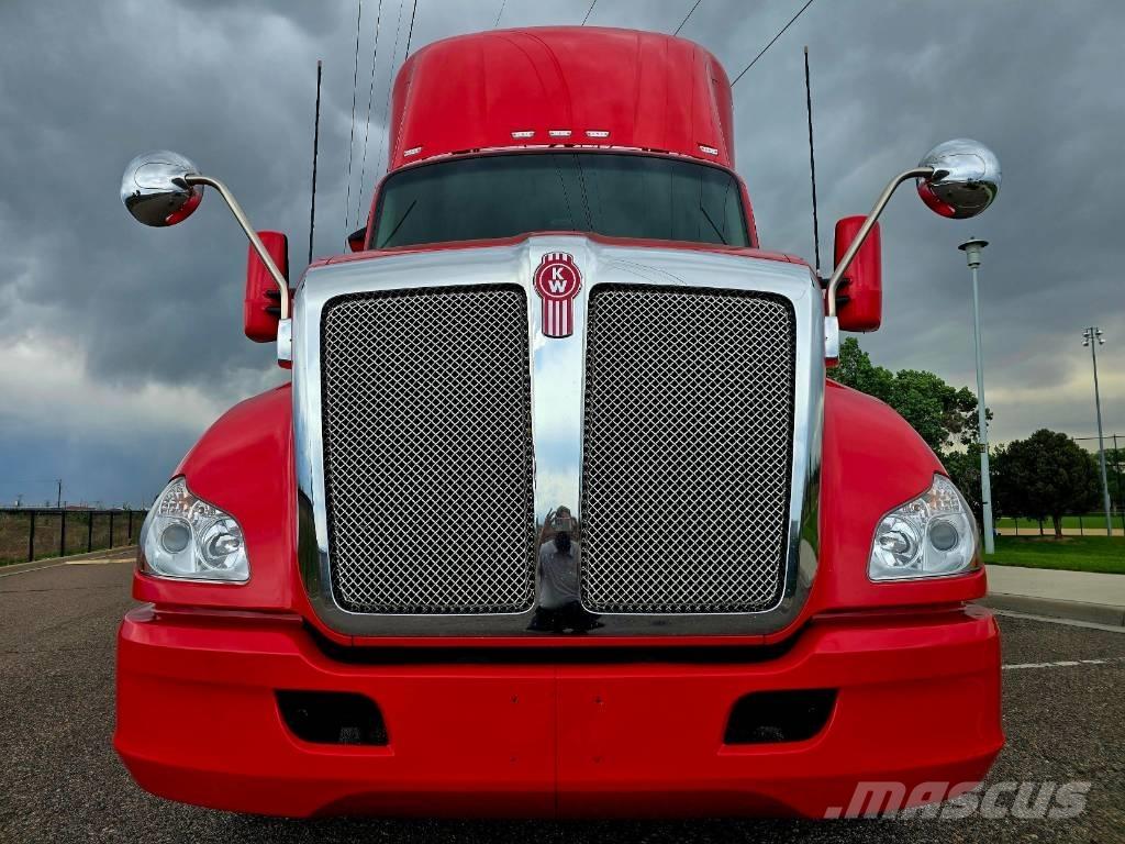 Kenworth T 680 Prime Movers