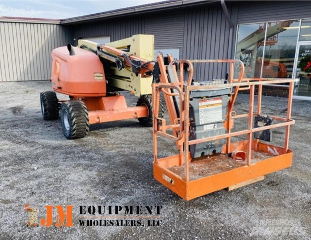 JLG 450 AJ Articulated boom lifts