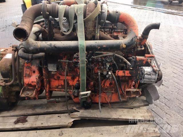 Scania DS8-40 Engines