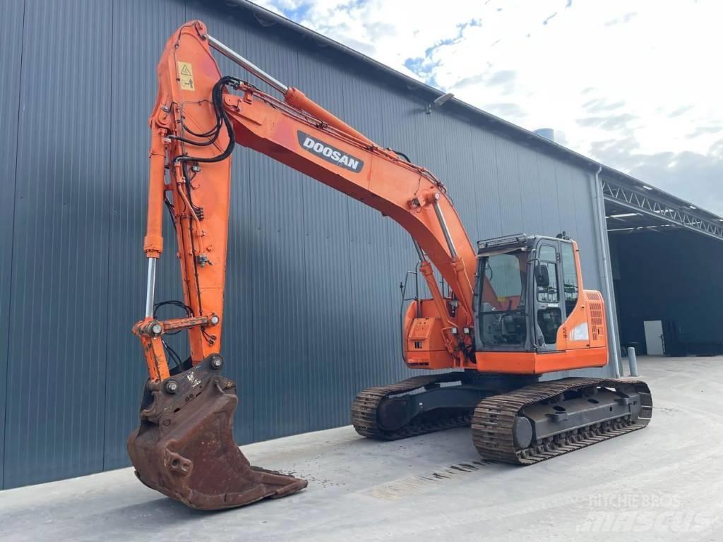 Doosan DX235LCR Crawler excavators