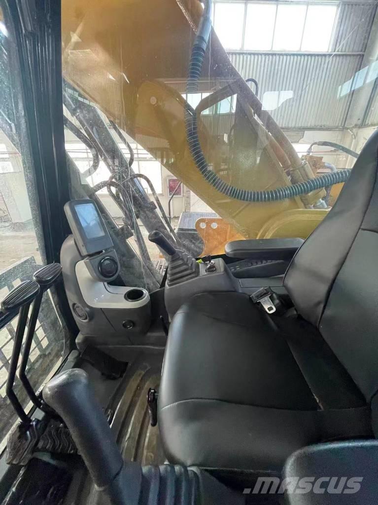 CAT 336D2 Crawler excavators