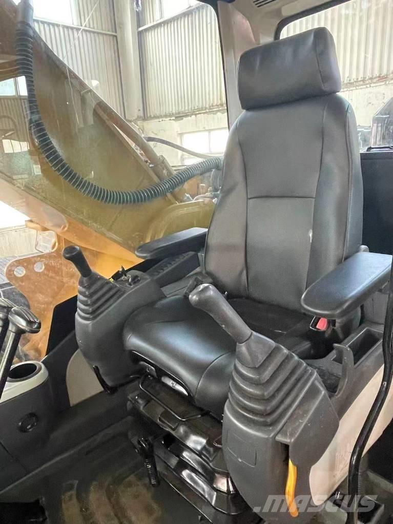 CAT 336D2 Crawler excavators