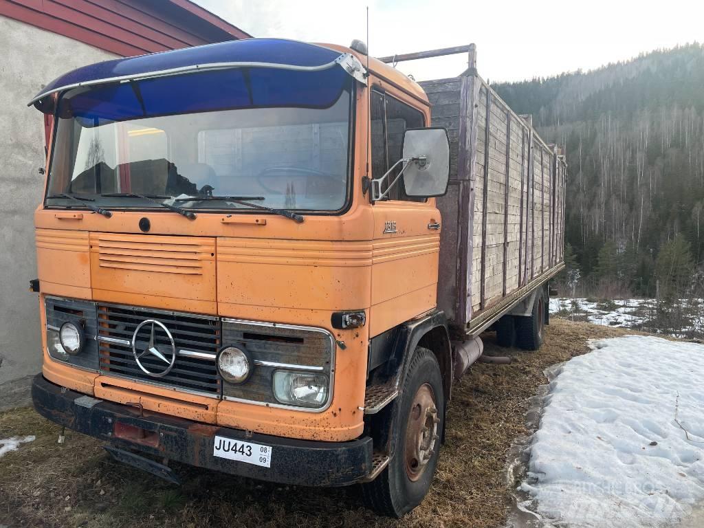 Mercedes-Benz LP1313 Livestock trucks