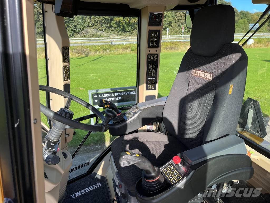 Hydrema 906F Backhoe