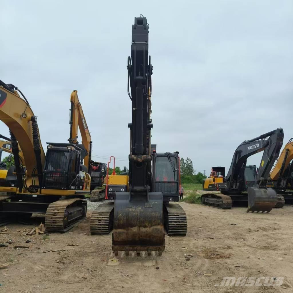 Volvo EC 240 Crawler excavators
