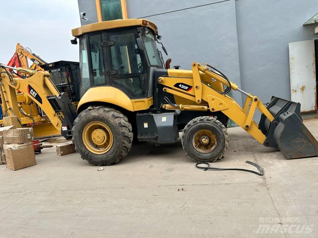 CAT 420 F Backhoe