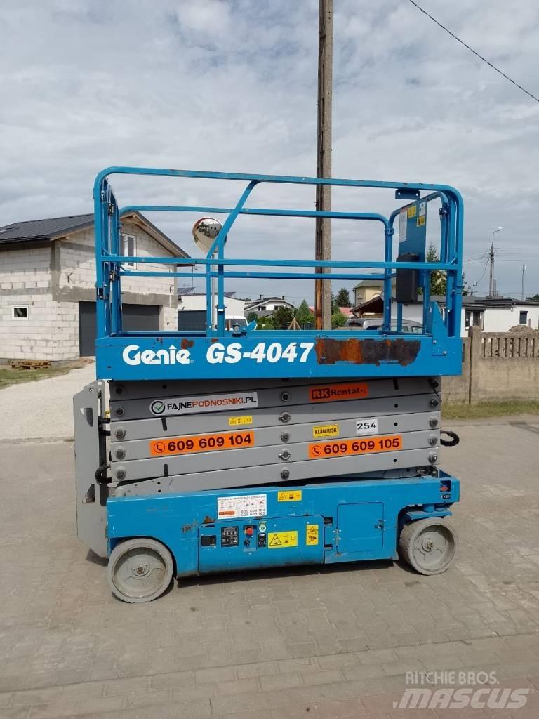 Genie GS 4047 Scissor lifts