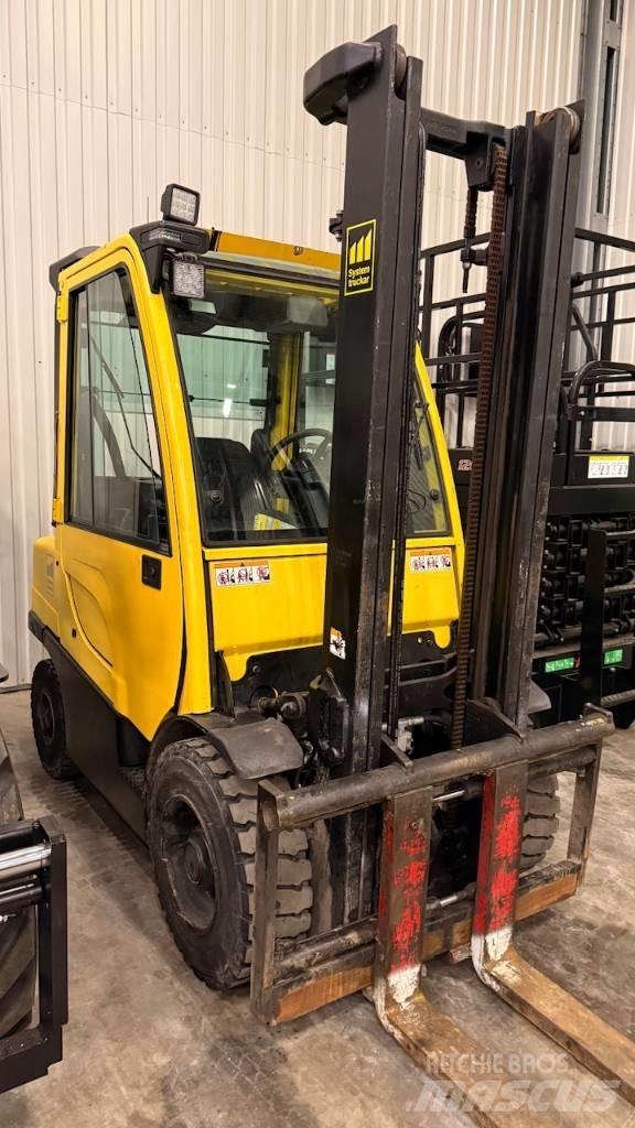Hyster H3.0FT Diesel trucks
