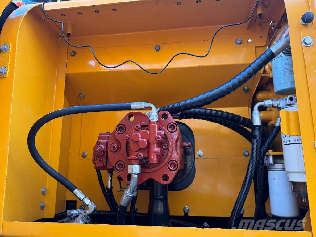 Hyundai HX220HD Mini excavators  7t - 12t