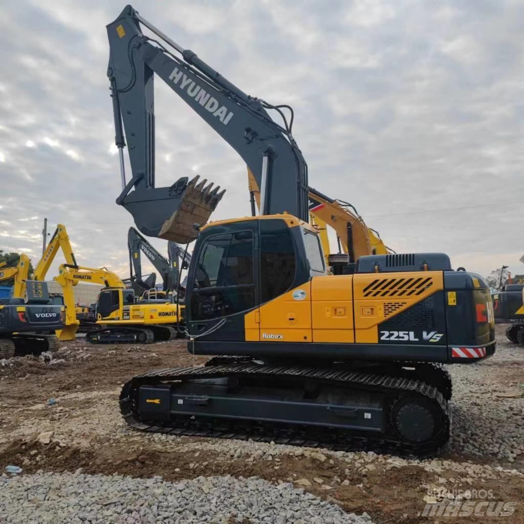 Hyundai 225VS Crawler excavators