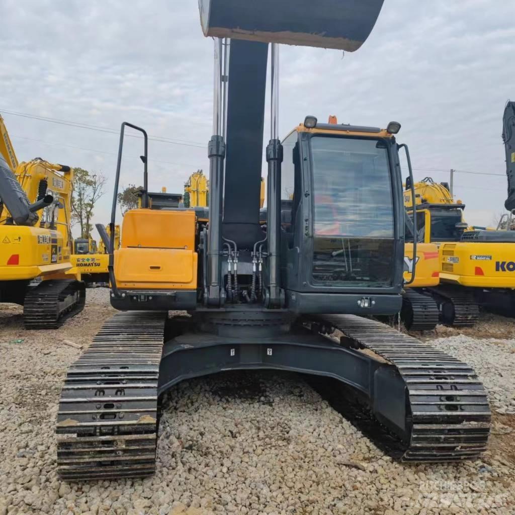 Hyundai 225VS Crawler excavators