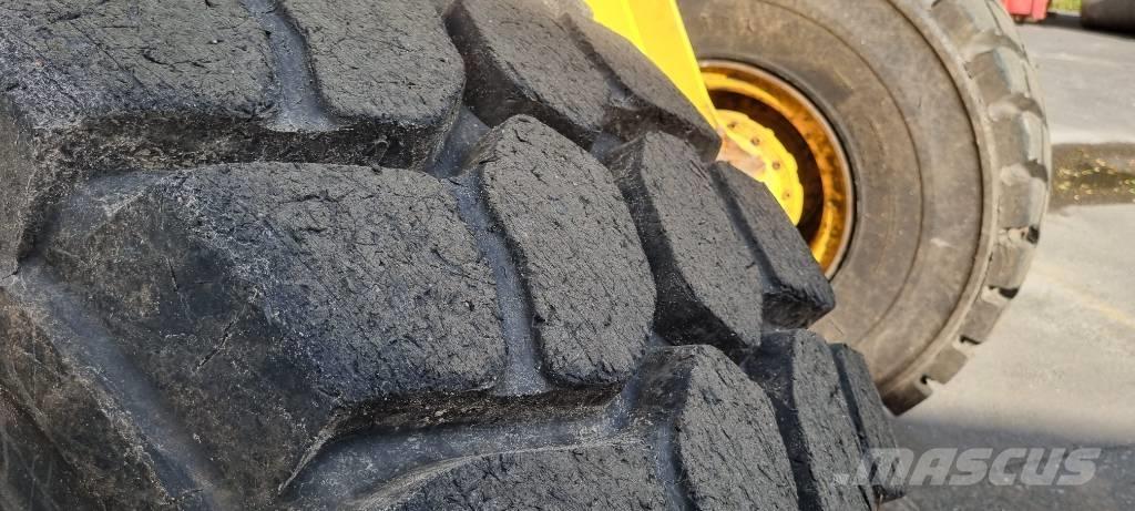 Volvo L 120 E Wheel loaders