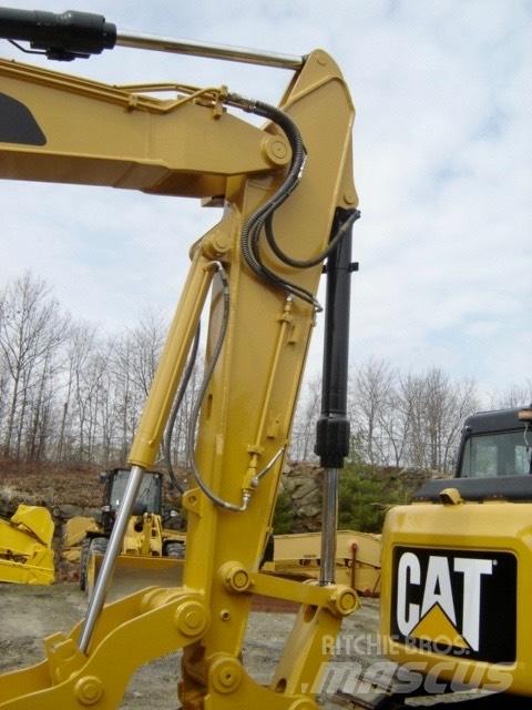 CAT 311F Crawler excavators