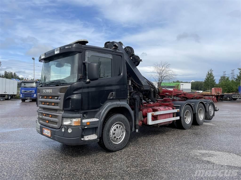 Scania P340 8x4 Truck mounted cranes