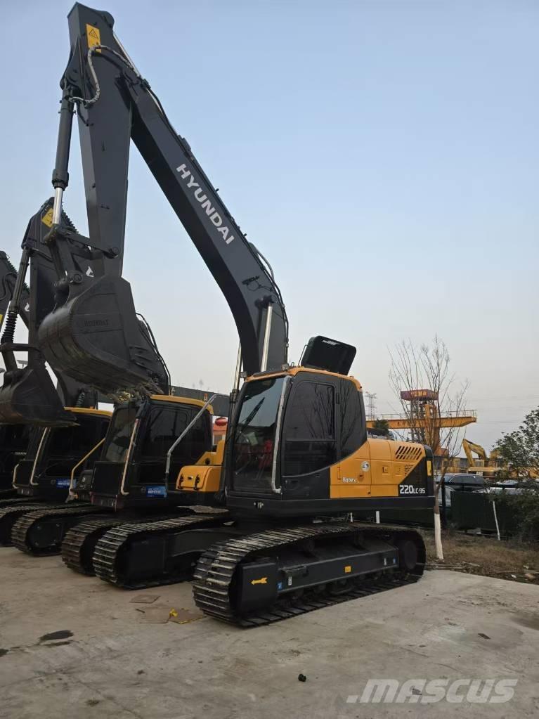 Hyundai 220-9S Crawler excavators