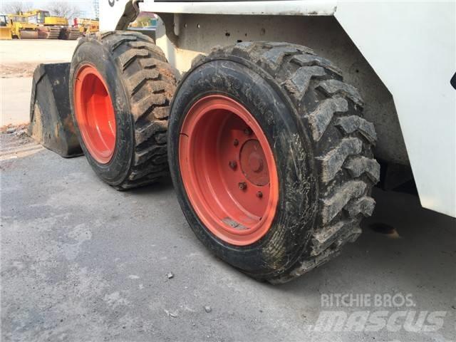Bobcat S 130 Skid steer loaders