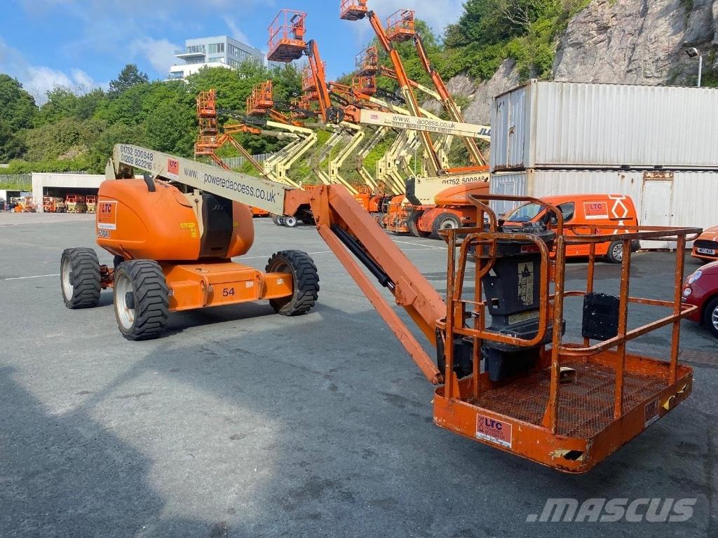 JLG 600 AJ Articulated boom lifts