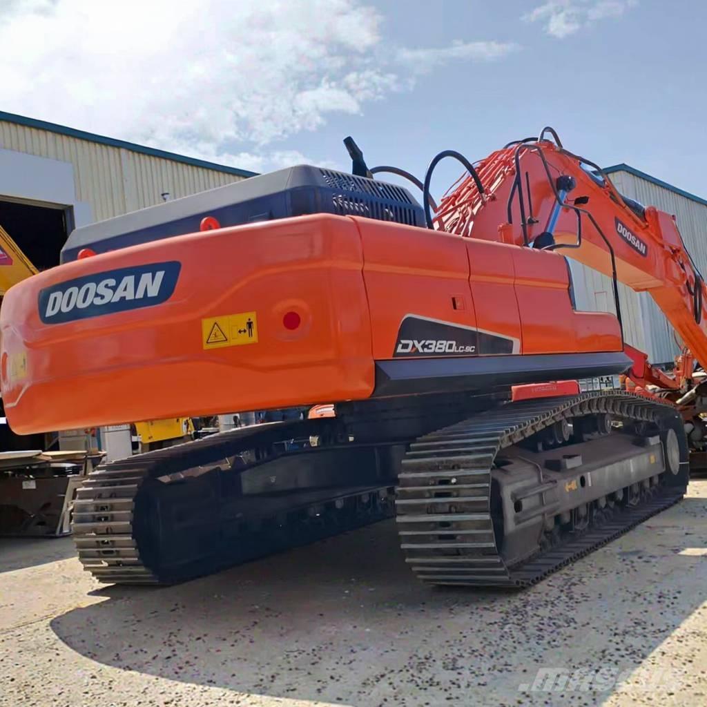 Doosan DX 380 LC Crawler excavators