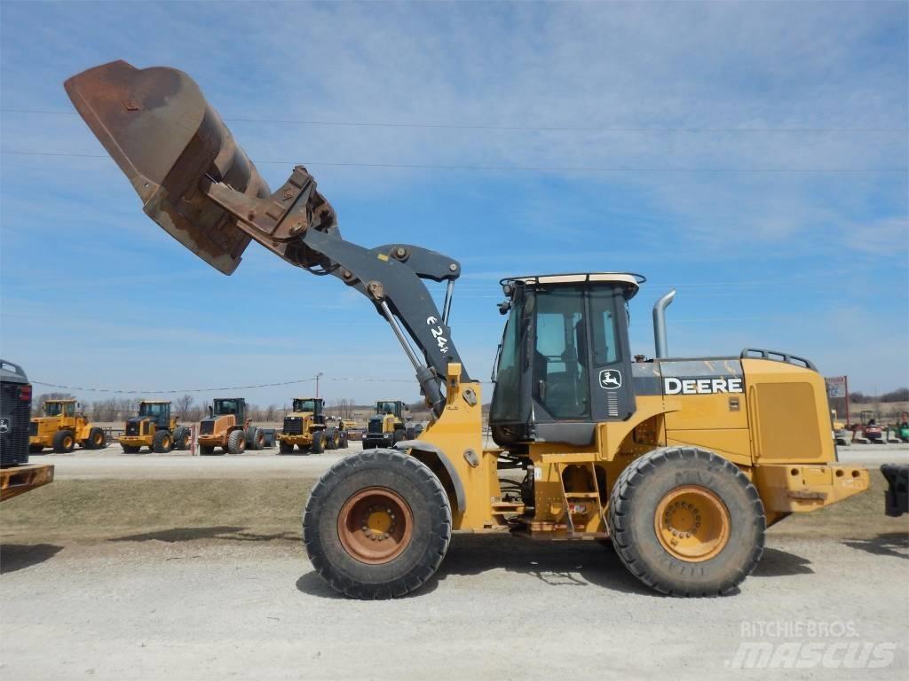 John Deere 624K Wheel loaders