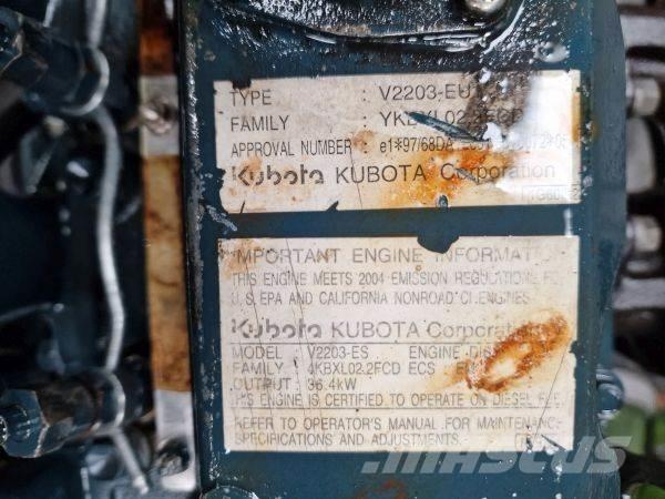 Kubota V2203-ES Engines