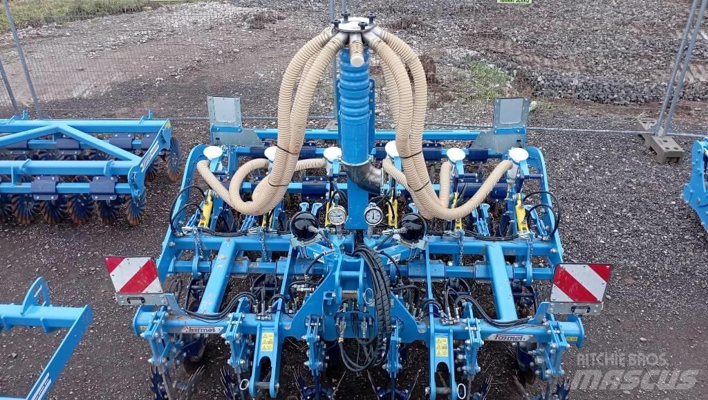 Farmet STRIP-TILL 6N Chisel ploughs