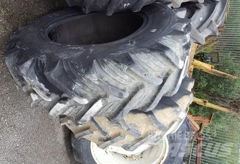  Pneus 13.6R24 Tyres, wheels and rims