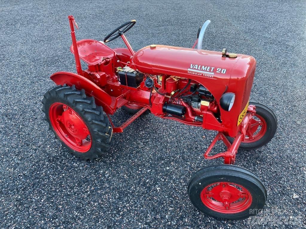 Valmet 20 Tractors
