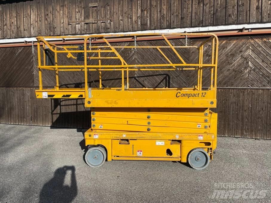 Haulotte Compact 12 Scissor lifts
