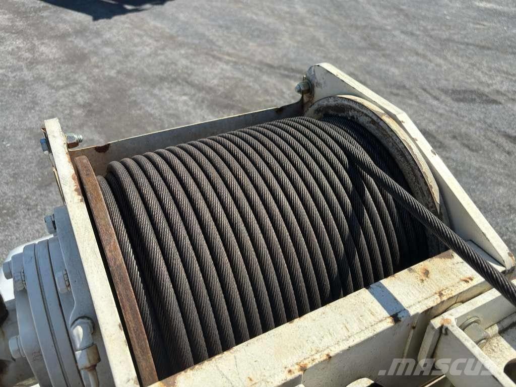 Terex BT 4792 Truck mounted cranes