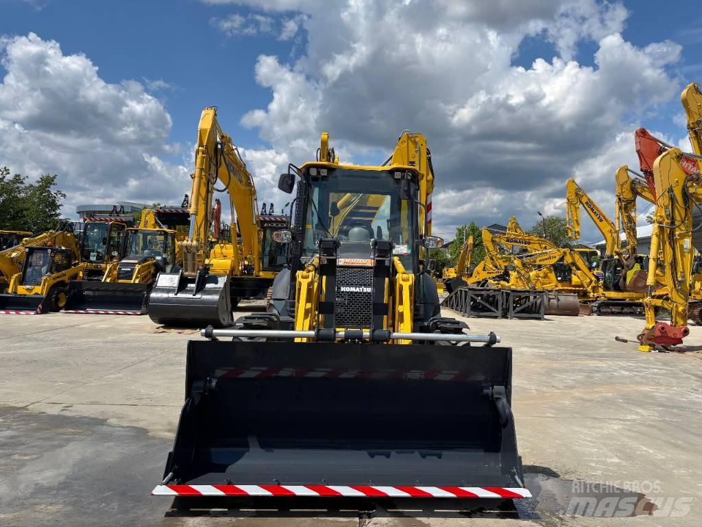 Komatsu WB93R-8E0 Backhoe