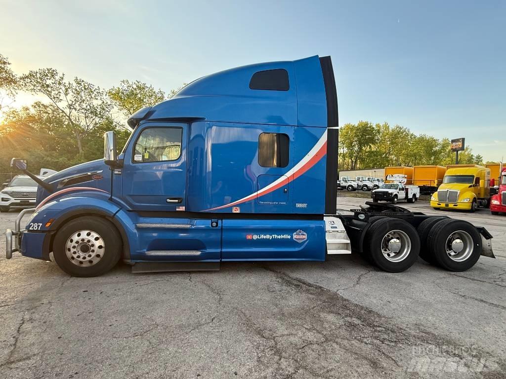 Peterbilt 579 Prime Movers